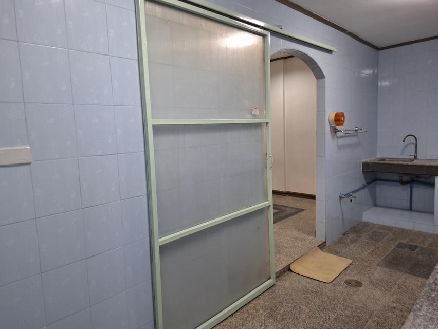 ขายทาวน์เฮ้าส์ 3 ชั้น 2 หลังทะลุกันหมู่บ้านสินทวีสวนธน 1 13