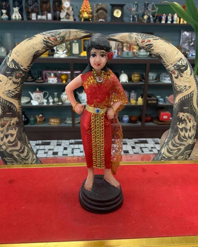 กุมารี 4