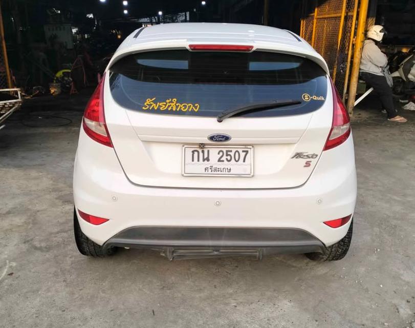 FORD FIESTA มือสอง สีขาว 6