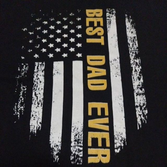เสื้อยืดแขนสั้น แนวสตรีทอเมริกัน Best Dad Ever American Distressed Flag Unisex มือสอง สภาพดี ของพร้อมส่งครับ รูปที่ 2