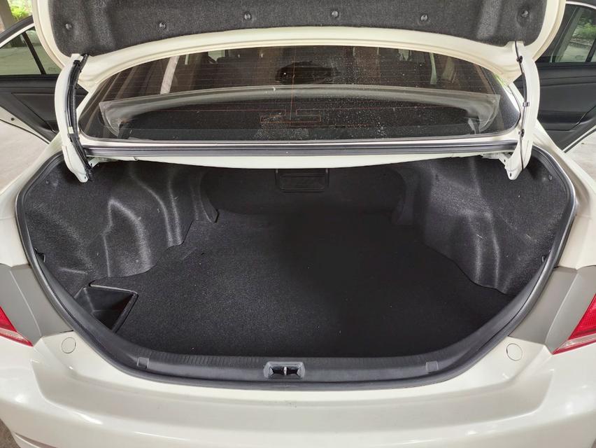 ขายรถ Toyota Camry 2.0G Extremo ปี 2011 สีขาว เกียร์ออโต้ 17