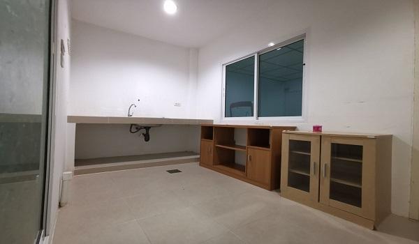 ขาย ทาวน์โฮม รามอินทรา8  จากถนนใหญ่ 850 เมตร 3 ห้องนอน 2 ห้องน้ำ 2 จอด รถไฟฟ้าสายสีชมพู สถานี รามอินทรา กม.4 ราคา 2.99 ลบ 3