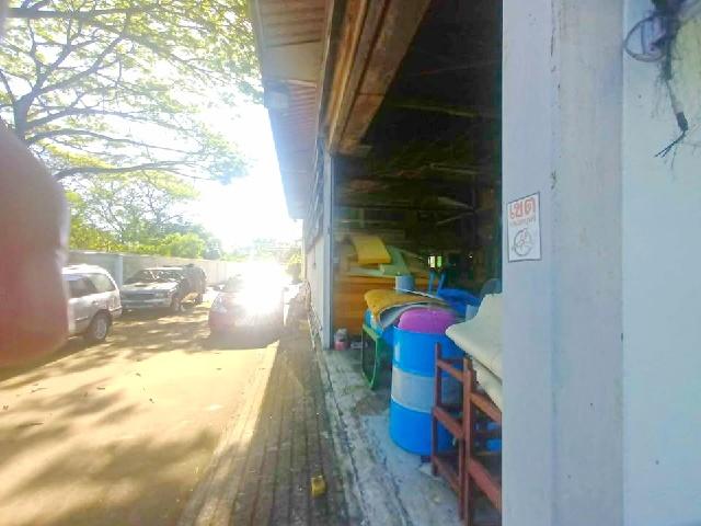 พร้อมออฟฟิศ ซ.ราษฎร์อุทิศ 64-70 สำนักงาน 3 ชั้น โกดัง รร.นานาชาติบรอมส์โกรฟ 7.3 กม.เหมาะทำคลังสินค้า อู่ซ่อมรถ โรงงานเฟอ