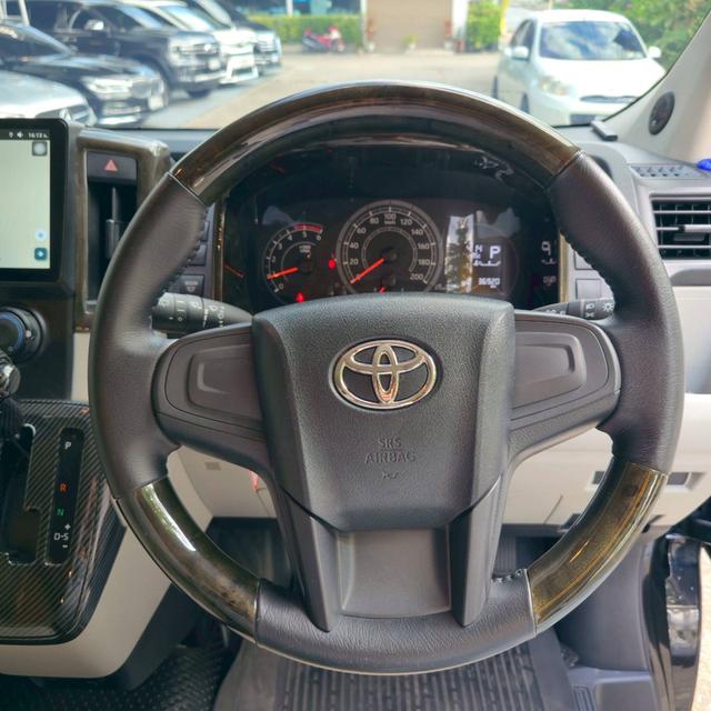 รหัสรถ BAC6787 🚐 New Toyota Commuter 2.8 (VIP) 6AT ปี 2020/21 สีดำ 11