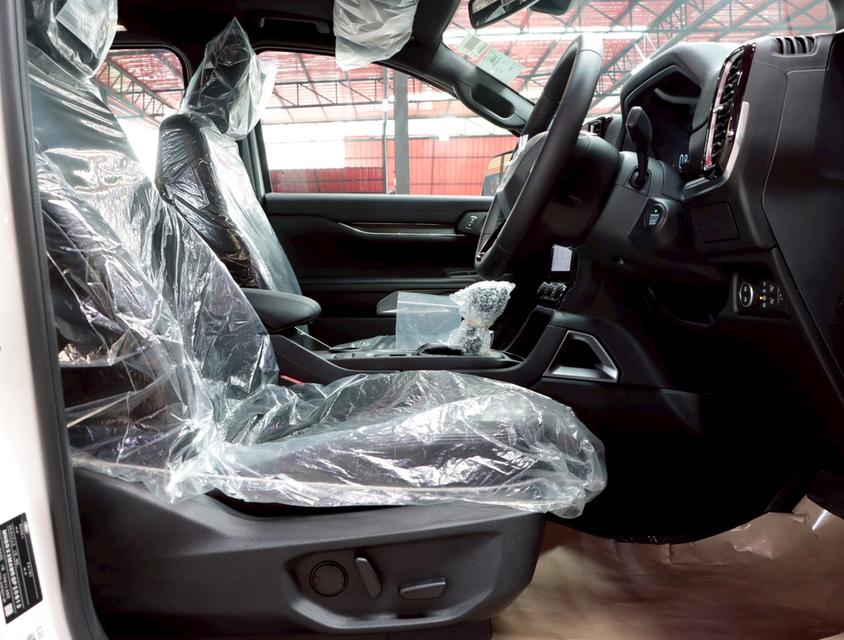 FORD EVEREST 2.0L Bi-Turbo Titanium+2WD ปี 2025 ป้ายแดง 10