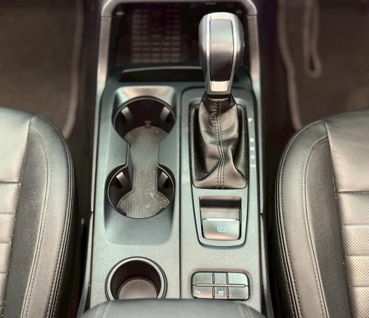 ขาย Ford Evester 2.0 Turbo ปี23 9