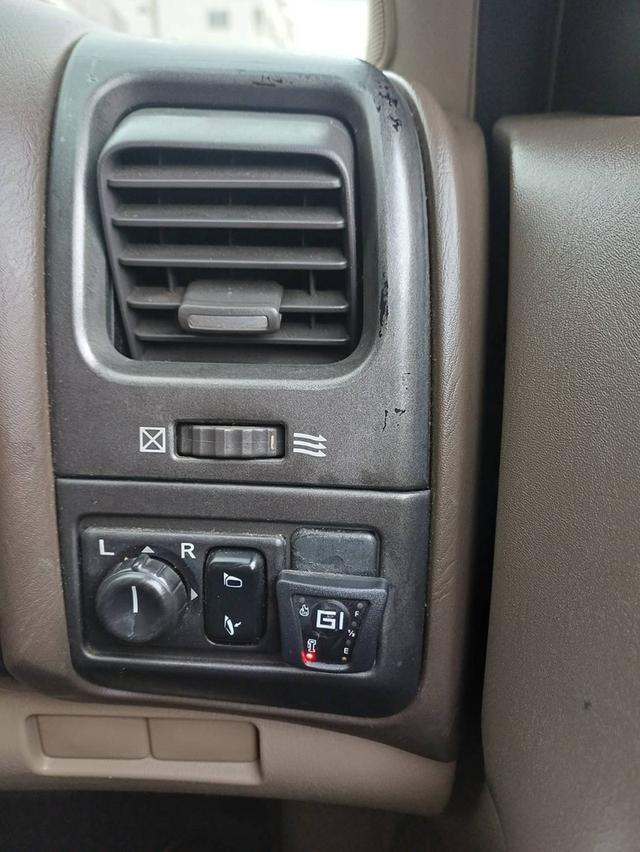 ปี2003 NISSAN CEFIRO TOP เบนซิน LPG กันฝนถูกกว่ามอไซค์ รูปที่ 17