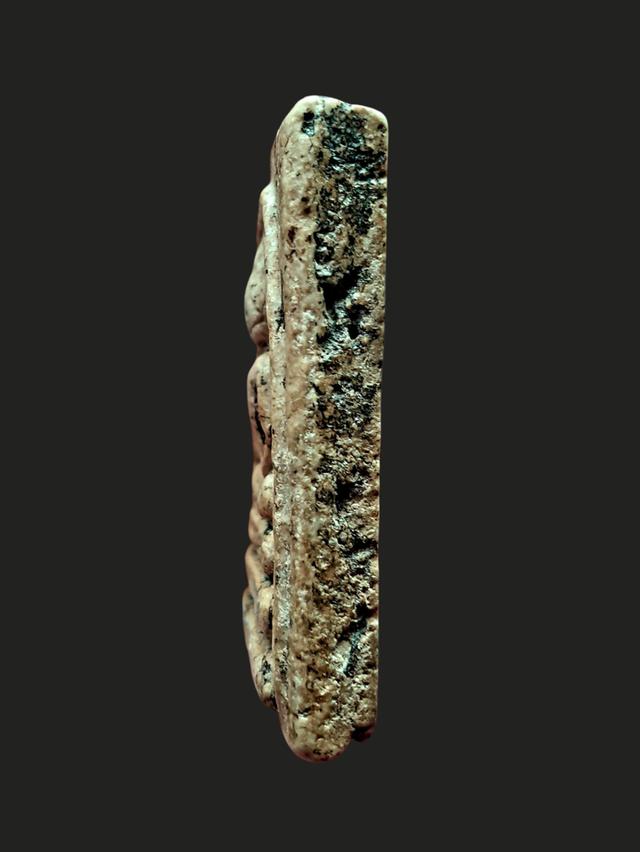 "สมเด็จวัดระฆัง พิมพ์อกครุฑเศียรบารตพิมพ์กลาง (พิมพ์ไกเซอร์)" 6