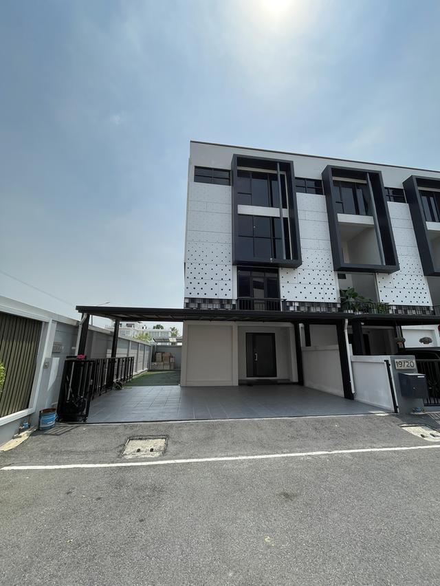 ให้เช่าโฮมออฟฟิศรามอินทรา 62 โครงการThe Harmoney ใกล้รพ.สินแพทย์/รถไฟฟ้าสีชมพู 900 ม. 3