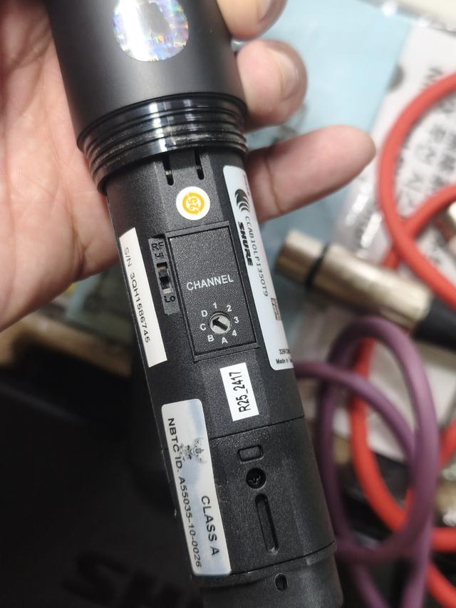 Shure SVX288/PG58-R25 ชุดไมโครโฟนไร้สาย รูปที่ 11