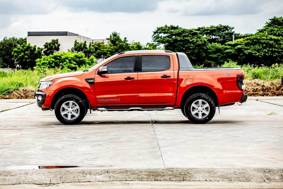 Ford Ranger 2.2 Wildtrak Hi-Lander Double Cab เกียร์ AT ปี 2015 สีส้ม  10