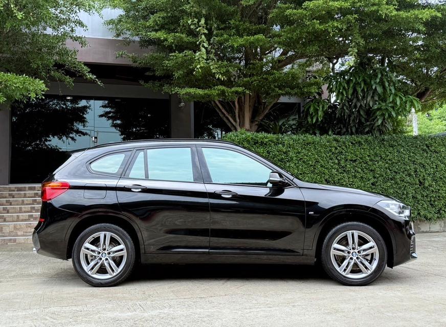 2020 BMW X1 20D MSPORT รถมือเดียว 60,000 กม สภาพป้ายแดง รถเข้าศูนย์ทุกระยะ ไม่เคยมีอุบัติเหตุครับ