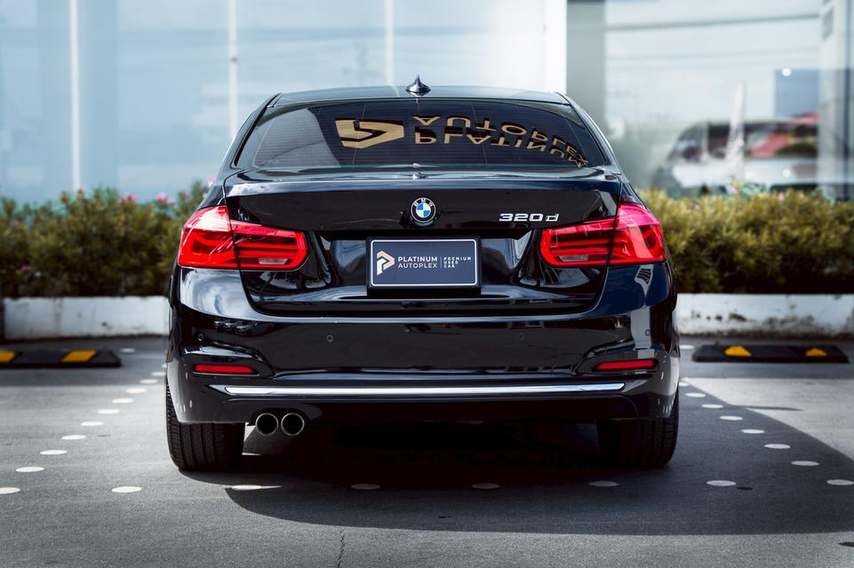 BMW 320d Luxury ปี 2017 ไมล์ 19x,xxx 6