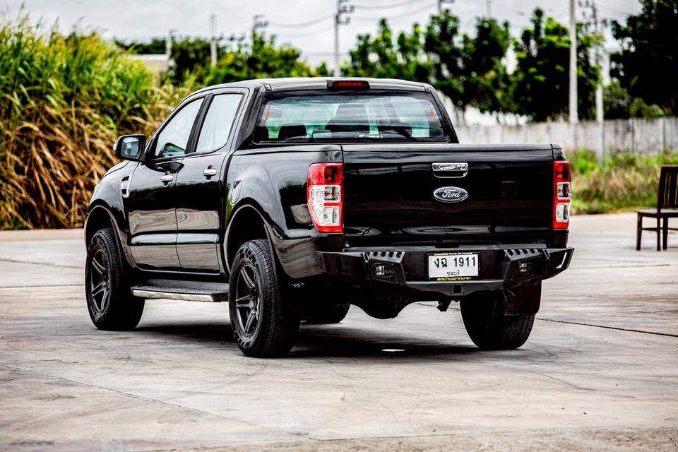 Ford Ranger 2.2 XLT Hi-Lander Double Cab ปี 2017 สีดำ เกียร์ออโต้ 8