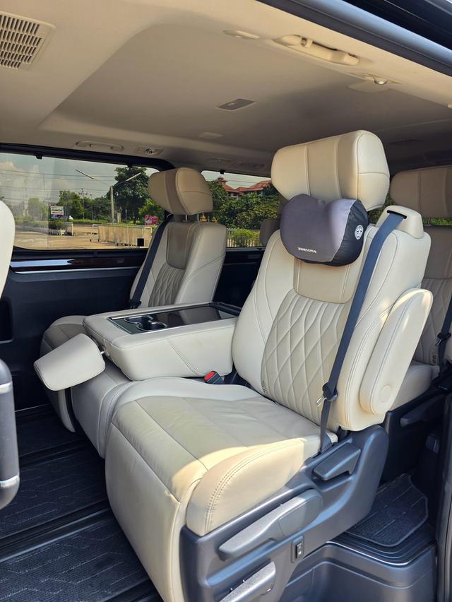Toyota Majesty รุ่น 2.8 Grande ปี 2024 ไมล์ 40,000 กม. รูปที่ 12