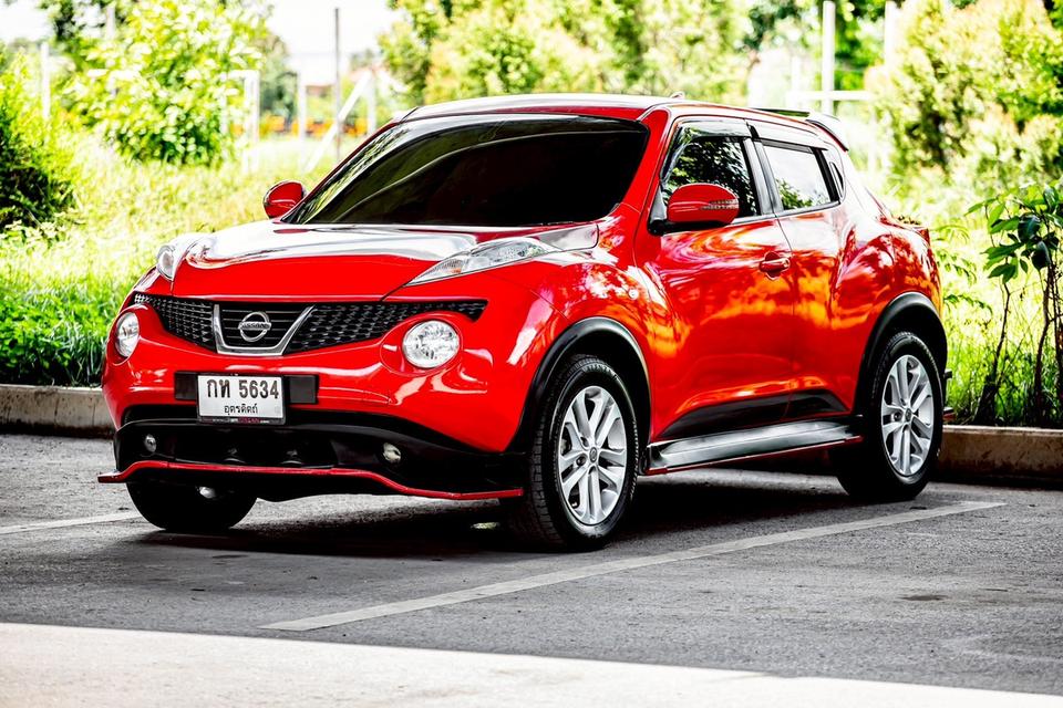 Nissan Juke 1.6V ปี 2015 สีแดง 