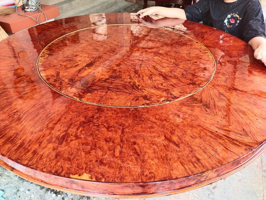 โต๊ะกลมไม้ปุ่มมะค่า 130 cm. (ขายแล้ว) 2