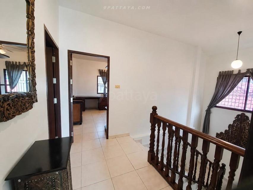 For Rent — 4-Bedroom Pool House at Royal Park Village, Thepprasit RoadPrivate pool house for rent at Royal Park Village, Thepprasit Road, Pattaya. 15