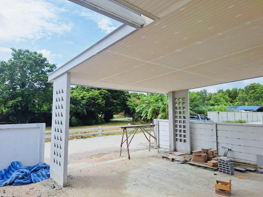 บ้านเดี่ยว ทำเลห่าง รพ.พานทองเพียง 3 กิโลเมตร 2 ห้องนอน | 2 ห้องน้ำ | 2 ที่จอดรถ 2