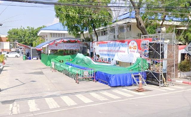 Lotus BigC ติดถนนใหญ่ ตลาดถนนคนเดินไนท์ สีคิ้ว 330 ม. ให้เช่าอาคารพาณิชย์ 3 ชั้น 2 คูหา หัวมุม 52 ตร.วา. 2 นอน 2 น้ำ ตลา 7