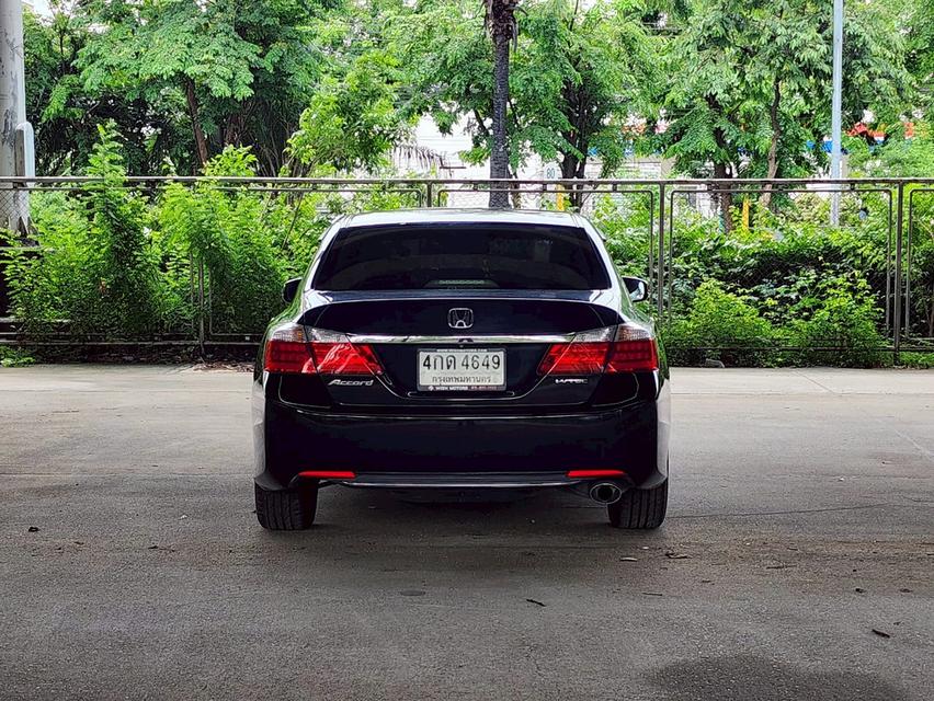 ขายรถ Honda Accord 2.0EL ปี 2015 สีดำ เกียร์ออโต้