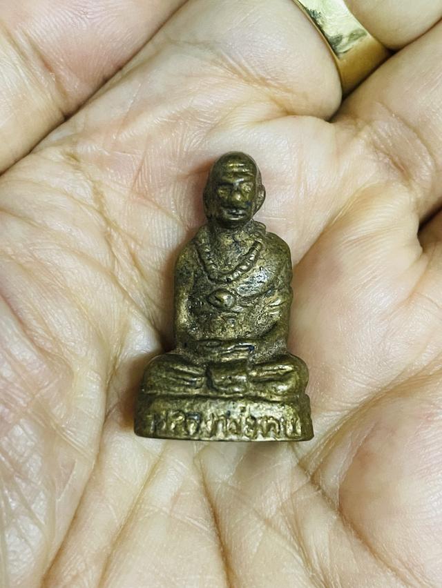 หลวงพ่อทบวัดชนแดนปี2517