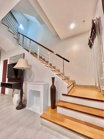 ให้เช่าทาวน์โฮม3ชั้นย่านกรุงเทพกรีฑา ลาดกระบัง รามคำแหงโครงการบ้านกลางเมืองพระราม 9 - วงแหวน ใกล้ Wellington College  4