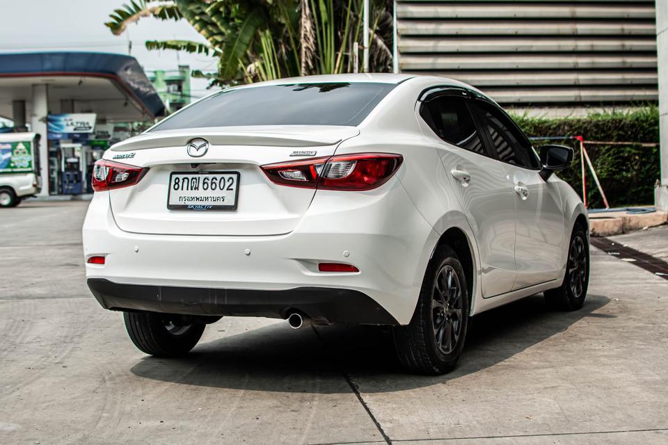 รถบ้านปี 2018 Mazda2 1.3 Highconnect Seden A/T สีขาว 3