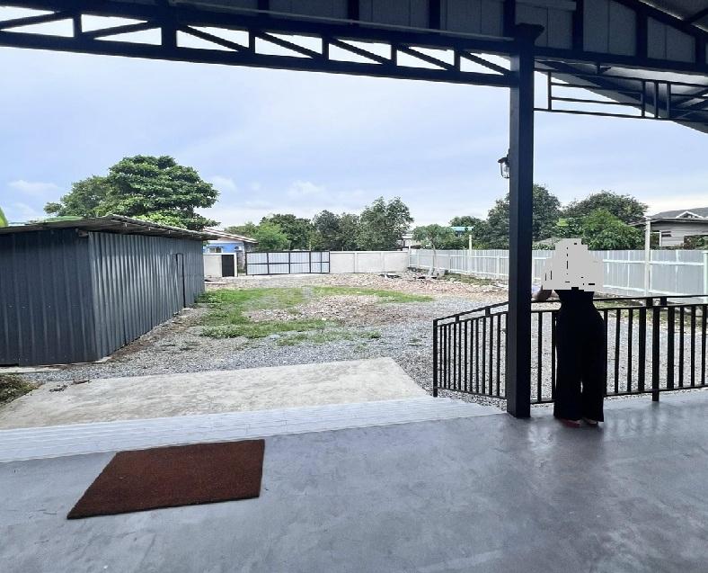 ให้เช่าโกดัง / อาคารชั้นเดียว / อู่ซ่อมรถ / ขายของ Online / ซอยอ่อนนุช 35 ใจกลางเมือง / บนที่ดิน 150 ตารางวา 4