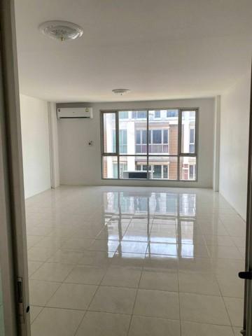 อาคารพาณิชย์4ชั้น ให้เช่า โครงการ RK Office Park ร่มเกล้า ลาดกระบัง 2