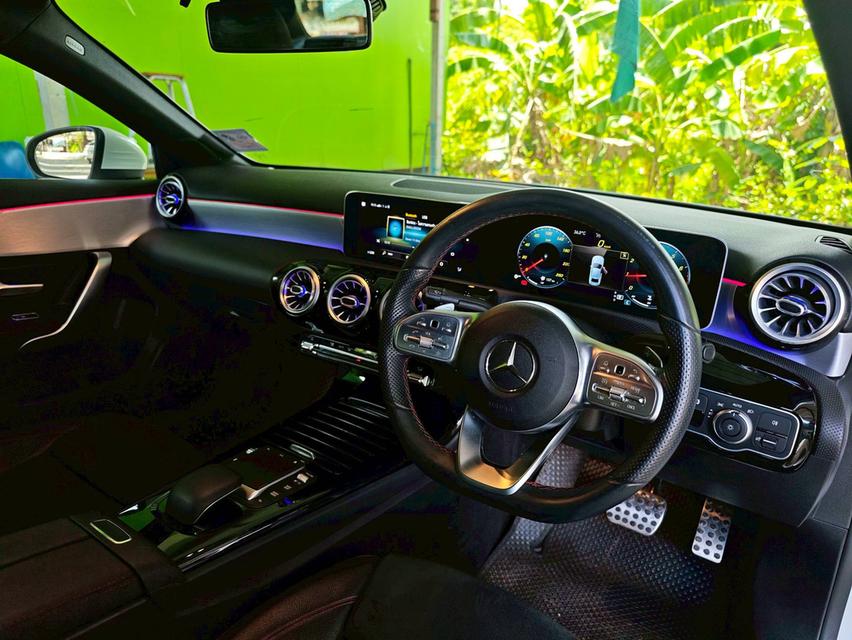Mercedes-Benz A200 AMG Dynamic ปี 2020 17
