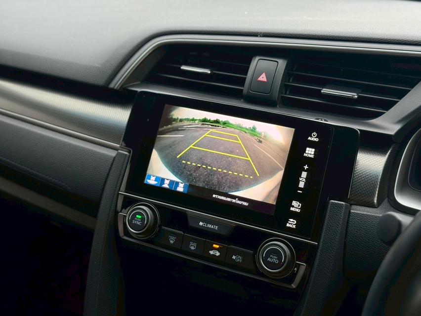 HONDA CIVIC FK  1.5 TURBO  สีขาว  ปี 2019 13