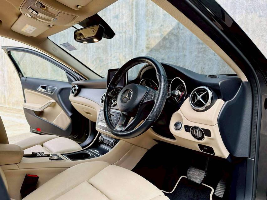 2020 Mercedes-Benz GLA200 URBAN FACELIFT W156 รถสวย ใหม่ ราคาดีสุด 8