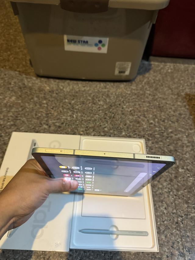 ขายๆๆSamsungTabS9FEสีMint128กิ๊กมีกล่องอีมี่ตรงLTEใส่ซิมได้สูนTrueสภาพสวยการใช้งานดีเยี่ยมทุกๆฟังชั่นเครื่องรีสโตได้ตลอดไม่มีติดแอคเค้าใดๆคับ ( จอขาวจ รูปที่ 3