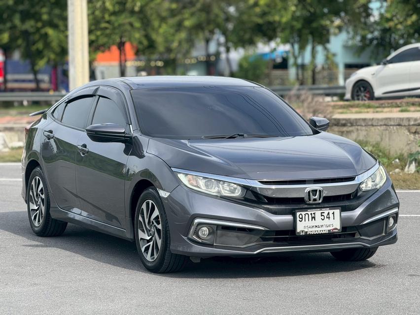 Honda Civic FC 1.8 E CVT (MNC) 2020. สีเทา  ออโต้ มือเดียว 9