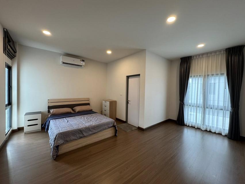 The city บางนา   บ้านขนาดใหญ่รองTOPโครงการ แปลงหัวมุม ถนนเมน 16