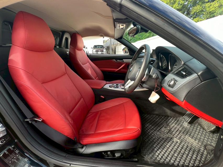 ปี 2011 BMW Z4, 2.0 sDrive20i M SPORT โฉม ปี02-ปัจจุบัน สีดำ เกียร์ออโต้ เครื่องเบนซิน  16