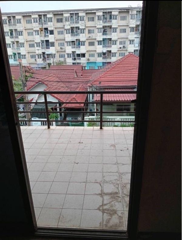 ขายทาวน์เฮ้าส์ 3 ชั้น 30 ตรว หมู่บ้านคลองหลวงโฮมเพลส ตรงข้ามแมคโครคลองหลวง โทร 0982251577 รูปที่ 10