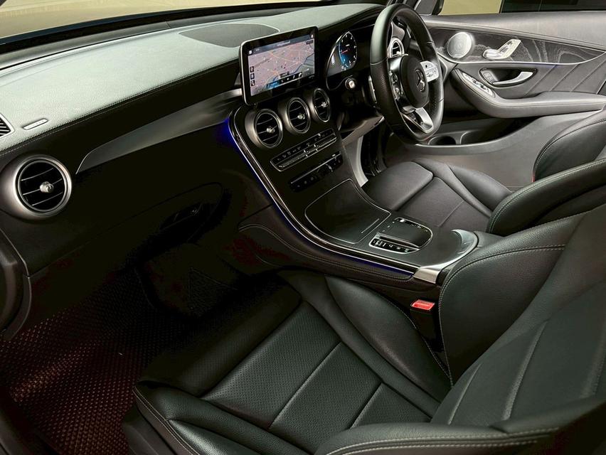 Mercedes-Benz GLC220d 4MATIC AMG Dynamic 4WD SUV 8