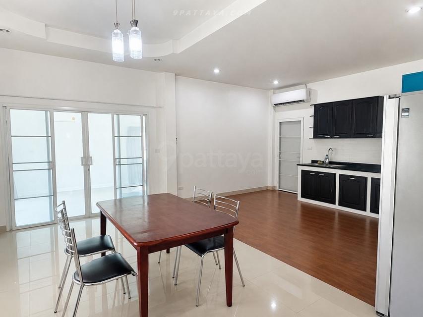 For Rent — Fully Furnished House at PMC 4, East PattayaHouse for rent at PMC 4, located in East Pattaya, Nong Prue. Fully furnished home 9