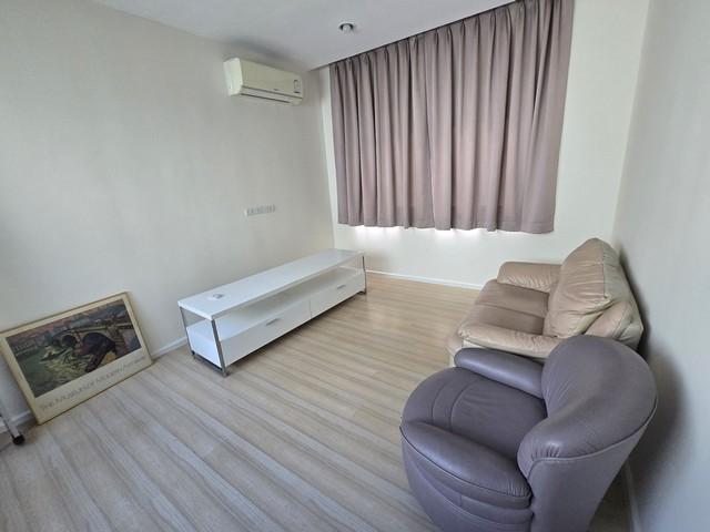 ให้เช่าทาวน์โฮม2ชั้น แปลงมุม 23ตรว. ใกล้แฟชั่นไอส์แลนด์ 6