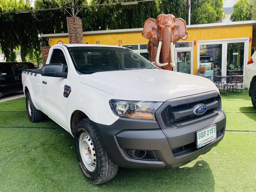   Ford Ranger 2.2 SINGLE ตอนเดียว Standard XL ปี : 2022 เกียร์ : ธรรมดา เครื่องยนต์ : 2.2CC ดีเซล สี : ขาว  2