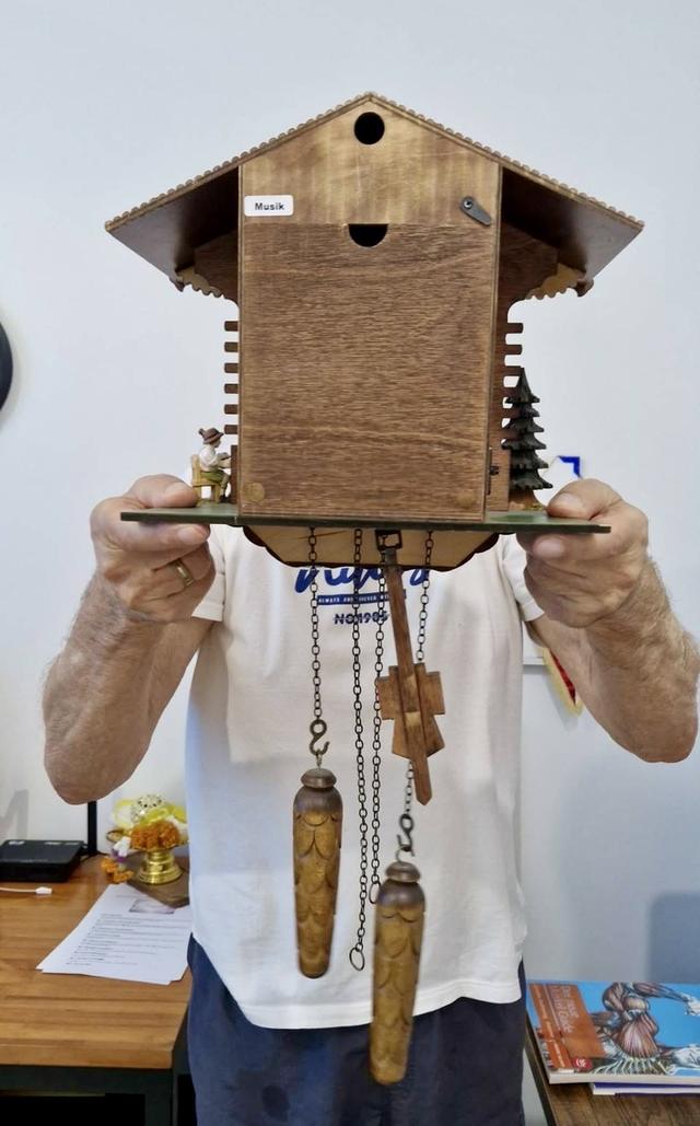 นาฬิกาแขวนผนัง“KuckucksuhrSchwarzwaldhaus mit beweglichem Holzhacker“ รูปที่ 2