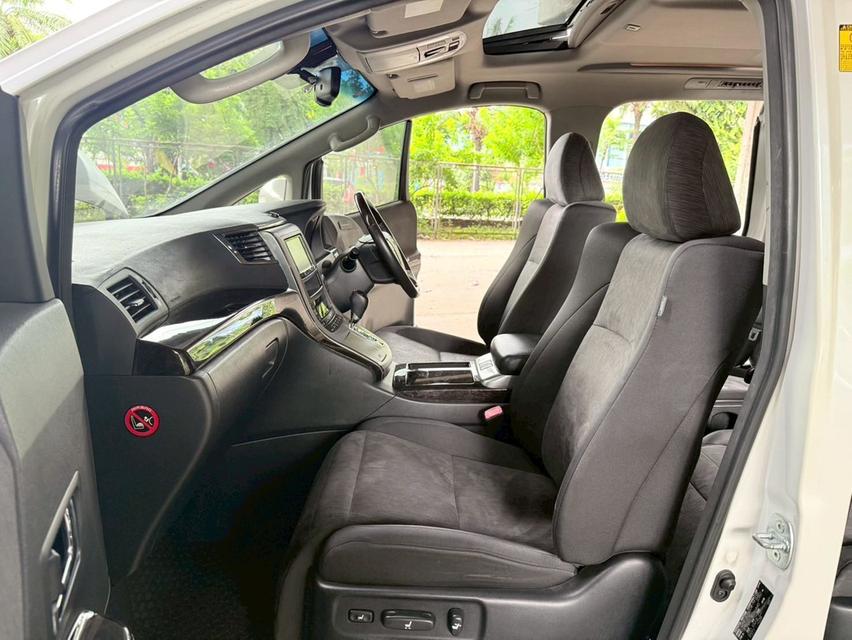 Toyota Vellfire 2.4 Hybrid  E Four AT ปี 2014 17