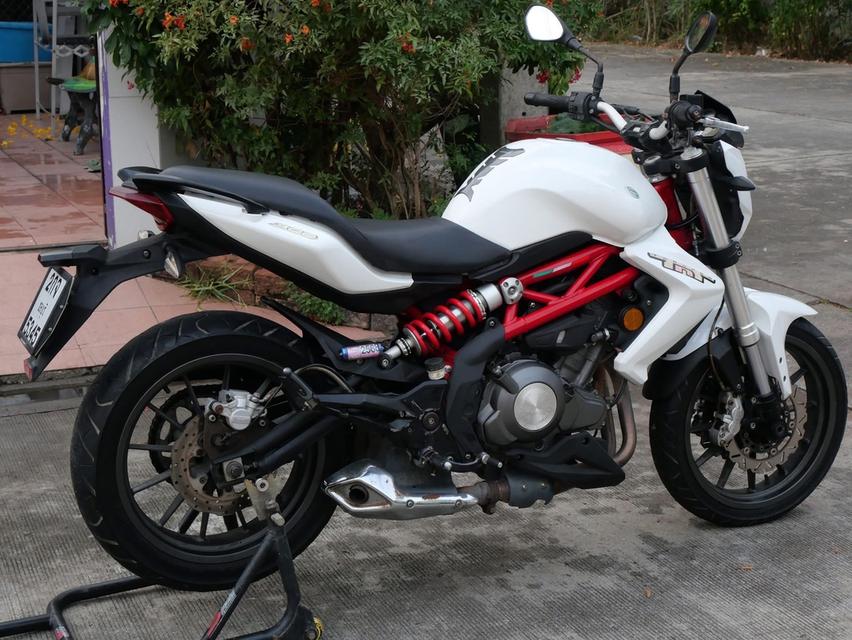 Benelli TNT 300 ปี 2016 รถเดิมทั้งคันพร้อมใช้งาน 3