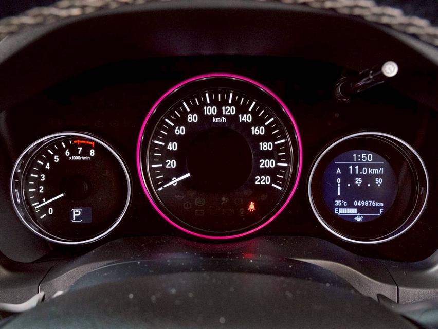 Honda HR-V 1.8RS ปี 2018 เจ้าของเดียว เล่มพร้อม กุญแจสำรองครบ 10