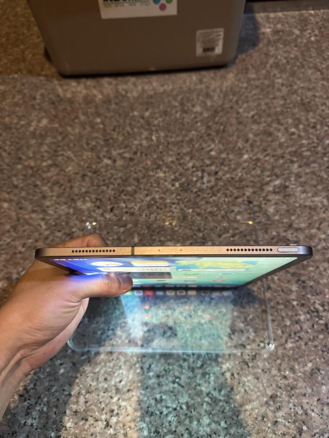ขายๆๆๆถูกๆๆiPadPro11นิ้วสีSpace Gray 64กิ๊กWifi Celluer ใส่ซิมได้ใช้งานดีทุกๆฟังชั่นสูนTrueทุกๆฟังชั่นรีสโตได้ตลอดไม่มีติดไอคราว Model TH/A   สภาพ: 95 3