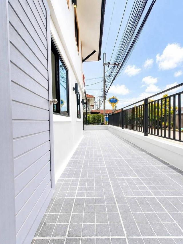 หมู่บ้านพฤกษา3  ถนนวัดลาดปลาดุก บางบัวทอง ทาวน์เฮาส์ 2 ชั้น  หลังมุม ตกแต่งใหม่พร้อมอยู่ มีพื้นที่ด้านข้าง โปร่ง โล่ง รับลมดี บรรยากาศดี 4