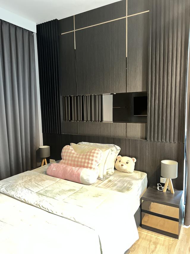 ที่ดินพร้อมสิ่งปลูกสร้างบ้านแฝด 5