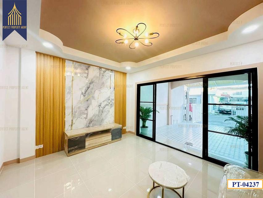 ทาวน์เฮ้าส์นันทิชา 4 พร้อมอยู่ราคาย่อมเยาว์ 9